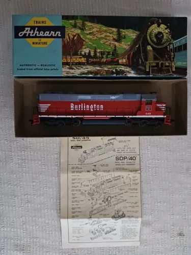 Locomotiva Athern SD-45 escala ho.