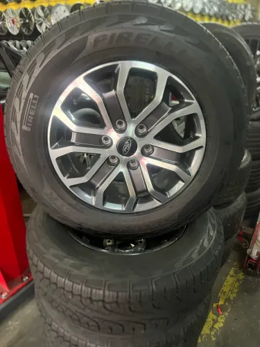Roda aro 18 Ranger + pneu Pirelli Scorpion novo