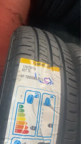 Pneu 175/70 R13 Dunlop Sp Touring R1