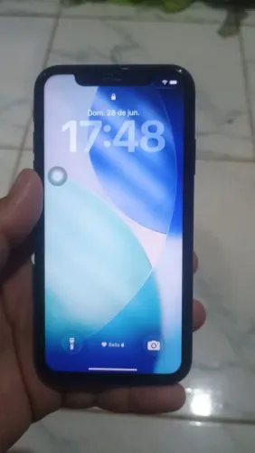 iPhone 11