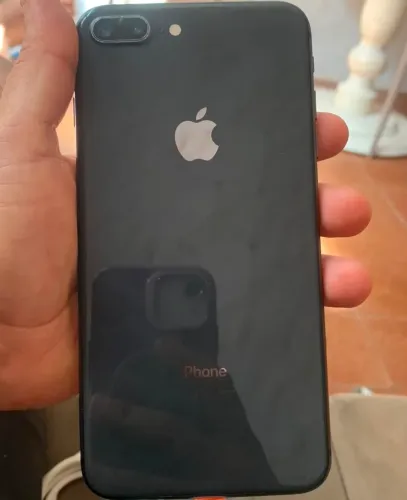 iPhone 8 Plus - Novo!