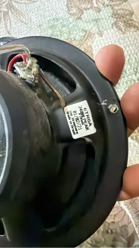 Auto falante JBL 240w