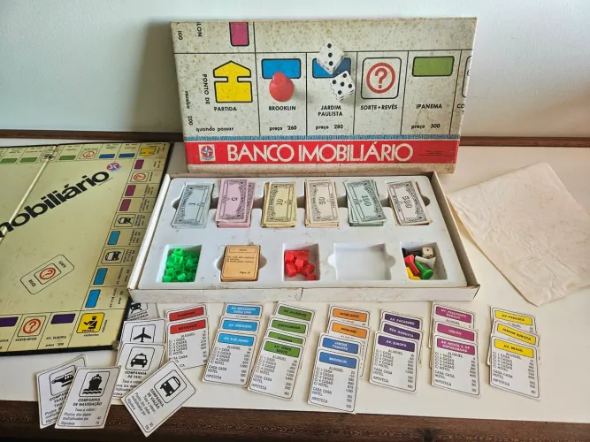 Jogo "Banco Imobiliário" vintage e original Estrela