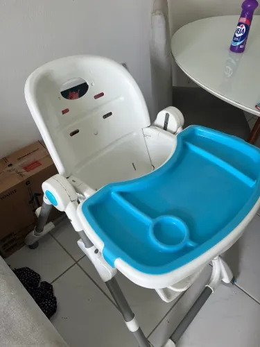 Cadeira de alimentação bebê