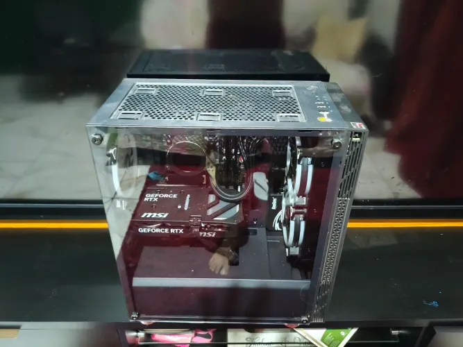 PC GAMER RYZEN 5 RTX5060TI