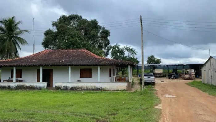 VENDO FAZENDA EM PRESIDENTE FIGUEIREDO NA ESTRADA DE BALBINA, 650 HECTARES