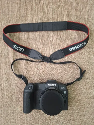 Câmera Canon RP (corpo) + Adaptador EF (K&F) Em 10x sem juros