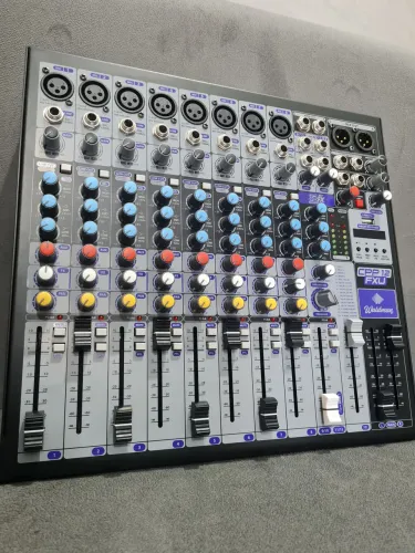 mesa de som analógica Waldman CPP-12FXU