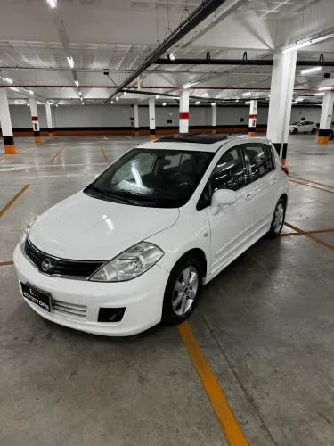 Nissan Tiida SL 1.8/1.8 Flex 16V Aut. 2013