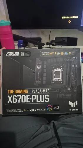 Placa-mãe Asus TUF Gaming X670E-Plus COM DEFEITO