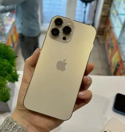 iPhone 13 Pro Max Dourado 128 GB 6 meses de garantia
