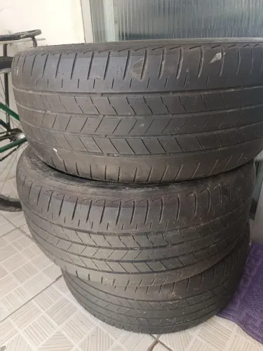 Pneus Originais do corola aro 17 