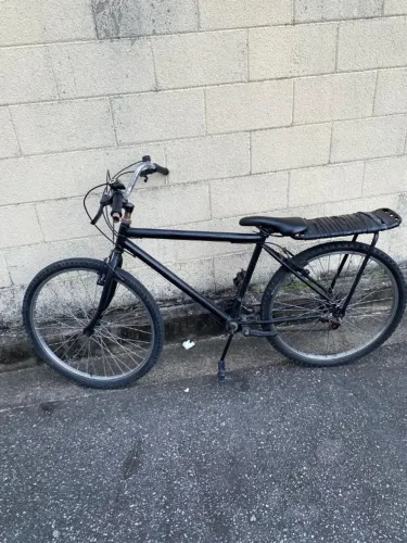 Bicicleta pra fazer montadinha