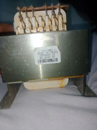 Transformador elétrico 127volts  para 24/ 12 volts