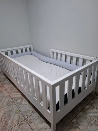 Cama montessori solteiro madeira maciça cambará