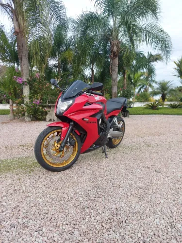 Cbr 650 f 2015 com apenas 22000 km
