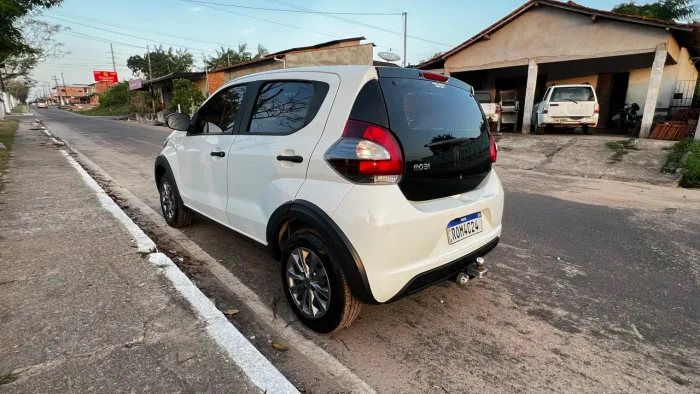 Fiat Mobi Like 1.0 Fire Flex 5P. 2023