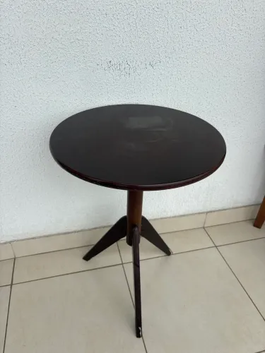 Mesa Bistrô de Madeira