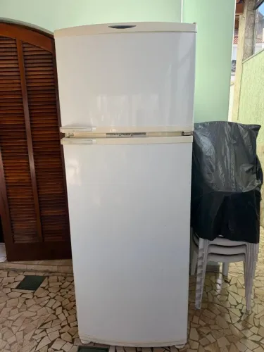 Geladeira Brastemp 430 litros Frost Free