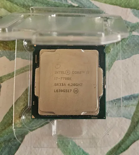 Processador Intel Core I7-7700k 4.20Ghz