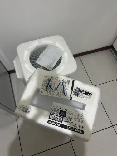 ar-condicionado 12000 BTUs Prime ar quente e frio