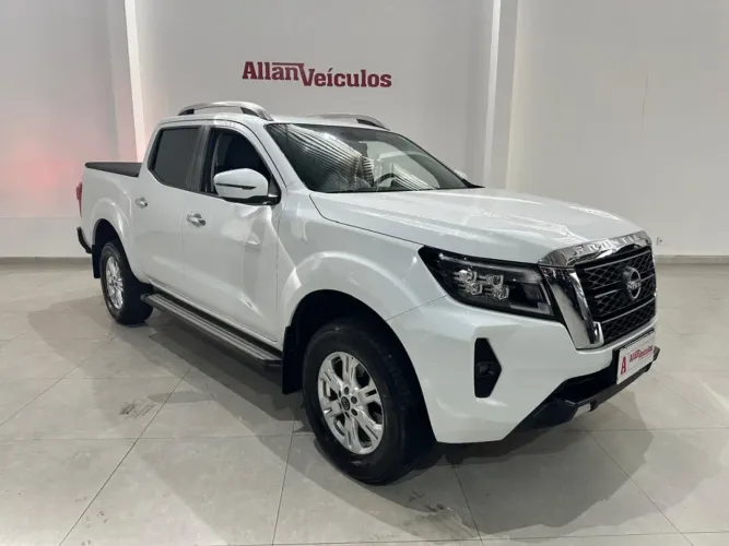 Nissan Frontier XE CD 4X4 2.3 Bi-TB Diesel Aut. 2024
