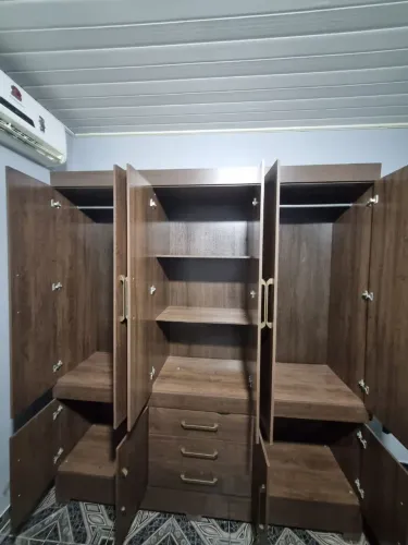 Guarda roupa 10 portas