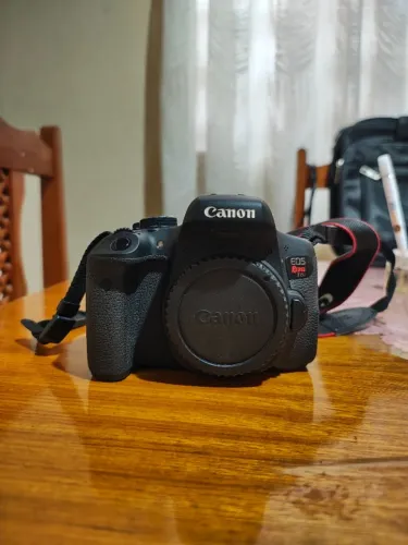 Câmera Canon T6i+ bateria + carregador