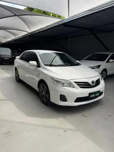 Toyota Corolla GLI 1.8 Flex 16V Aut. 2014