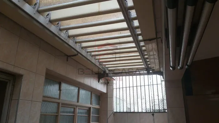 Sobrado em vila fechada com 4 dormitórios e 2 suítes à venda no Bom Retiro