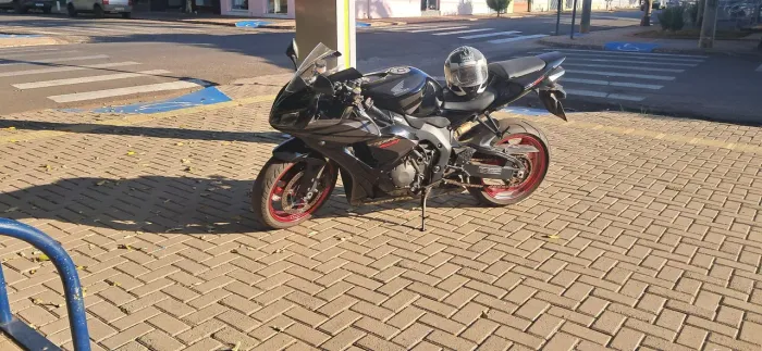 HONDA CBR 1000 RR