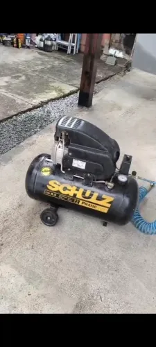 Compressor de Ar 50L Schutz