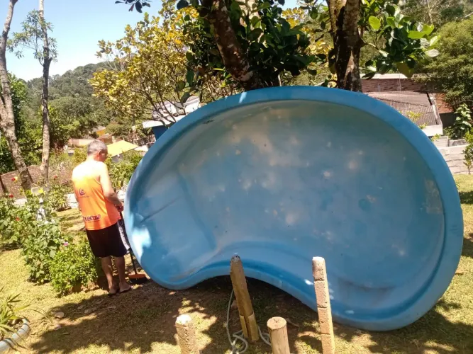 Piscina feijão 300x048x70