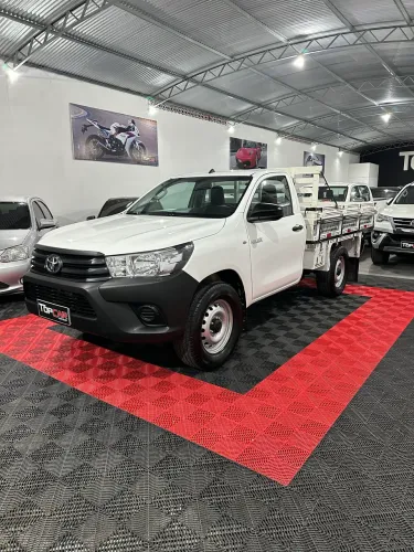 Toyota Hilux Chassi 4X4 2.8 TDI Diesel Mec. 2020