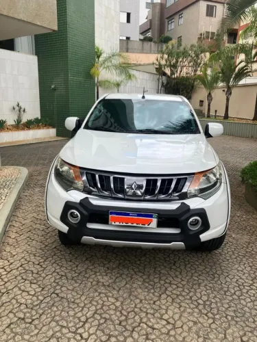 Mitsubishi L200 Triton Sport GLS 2.4 CD Diesel Aut. 2020