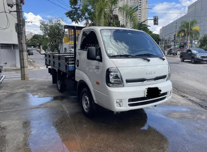 ?KIA BONGO?