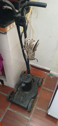 Maq cortar grama