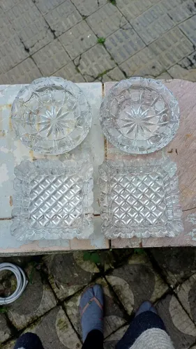 4 cinzeiros de cristal