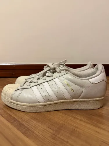 Tênis Adidas Superstar
