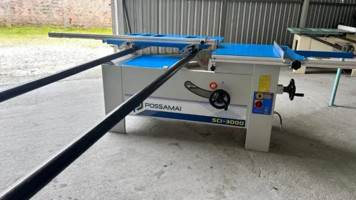Esquadrejadeira 3000mm com Eixo Inclinável Riscador Motor Trifásico Possamai SCI-3000