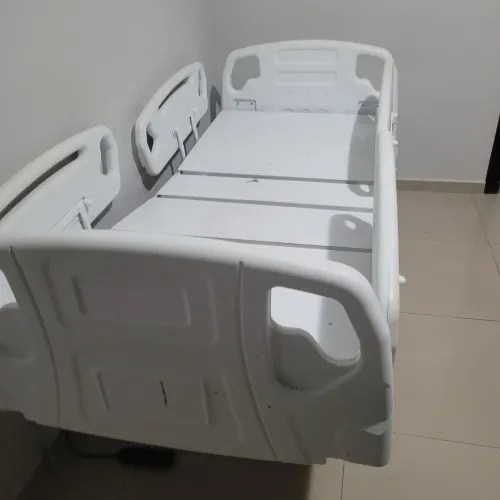 Cama Hospitalar Motorizada com Colchão Pneumático