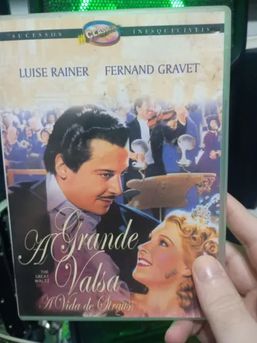 Dvd a grande valsa a vida de Strauss filme original
