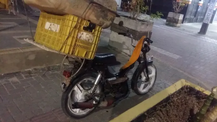 Mobilete Caloi 50cc aro 16" magnésio com nota fiscal
