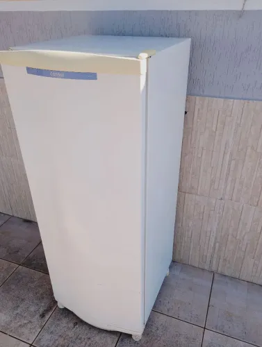 Geladeira Consul 300 l