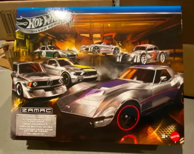 Hot Wheels Silver Series ZAMAC - Box com 6 Miniaturas - Porsche, BMW, Volkswagen, Corvette