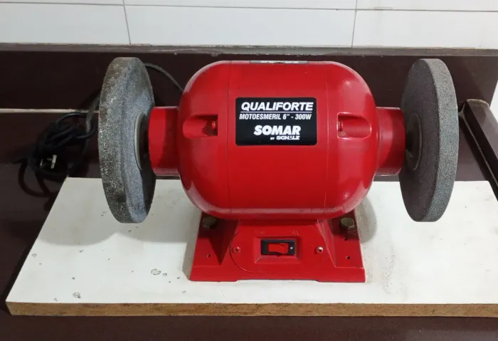 Moto esmeril de bancada 6 polegadas SCHULZ