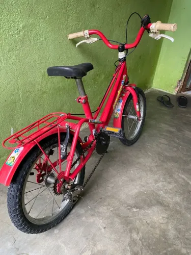 VENDO/TROCO BICICLETA INFANTIL ARO 16