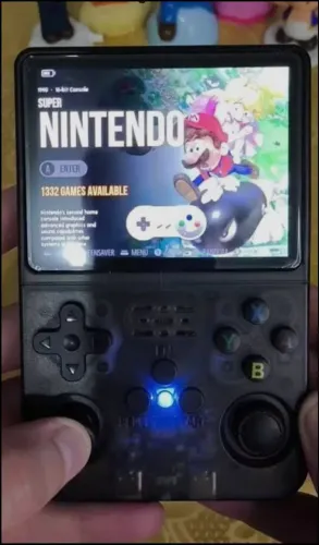 Vídeo Game retro R36s + cartão de 128 gigas repleto de jogos