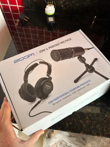 Microfone zoom podcast zdm-1 - mic fone e tripé