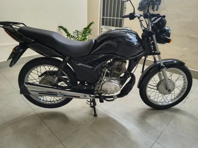 Vendo fan 125 em ótimo estado estado